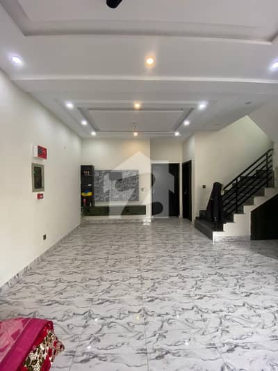 5 Marla Lower Portion Available For Rent
