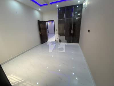 8 Marla Brand New House For Sale