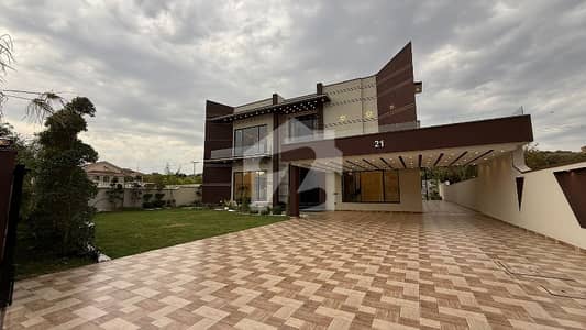 بحریہ گرینز۔ اوورسیز انکلیو - سیکٹر 1 بحریہ گرینز۔ اوورسیز انکلیو,بحریہ ٹاؤن فیز 8,بحریہ ٹاؤن راولپنڈی,راولپنڈی میں 6 کمروں کا 2 کنال مکان 22.0 کروڑ میں برائے فروخت۔