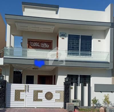 10 Marla House For Rent In Bahria Town Phase 3