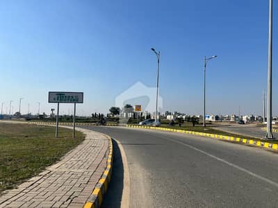ڈی ایچ اے فیز9 پریزم - بلاک ایم ڈی ایچ اے فیز9 پریزم,ڈی ایچ اے ڈیفینس,لاہور میں 1 کنال رہائشی پلاٹ 2.25 کروڑ میں برائے فروخت۔ ڈی ایچ اے فیز9 پریزم - بلاک ایم ڈی ایچ اے فیز9 پریزم,ڈی ایچ اے ڈیفینس,لاہور میں 1 کنال رہائشی پلاٹ 2.25 کروڑ میں برائے فروخت۔