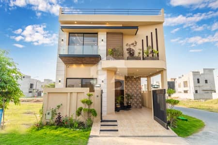 5 Marla Modern And corner Side house in DHA 9 TOWN
