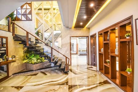 Upper Portion For Rent Of 1 Kanal House In DHA Phase 7