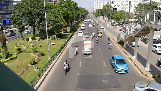 کالج روڈ لاہور میں 5 کمروں کا 2 کنال عمارت 17.0 کروڑ میں برائے فروخت۔