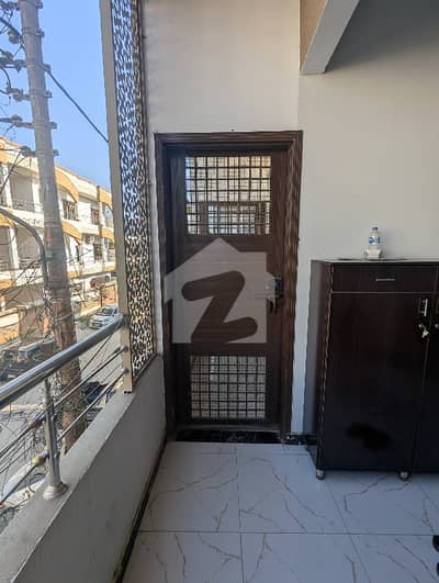 گلستانِِ جوہر ۔ بلاک 13 گلستانِ جوہر,کراچی میں 3 کمروں کا 8 مرلہ بالائی پورشن 2.1 کروڑ میں برائے فروخت۔ گلستانِِ جوہر ۔ بلاک 13 گلستانِ جوہر,کراچی میں 3 کمروں کا 8 مرلہ بالائی پورشن 2.1 کروڑ میں برائے فروخت۔