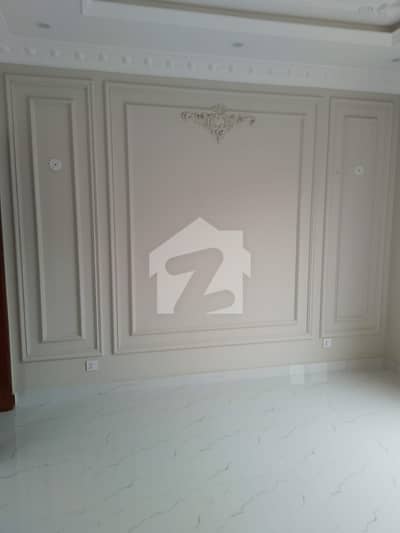 10 Marla Hall Available For Rent On Main Maulana Shaukat Ali Road