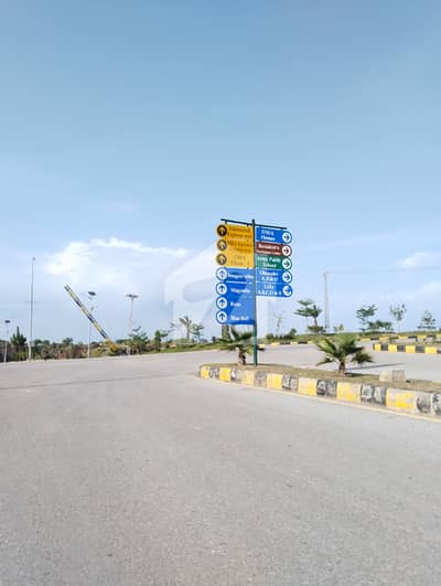 آلینڈر سیکٹر - بلاک ڈی ڈی ایچ اے ویلی - آلینڈر سیکٹر,ڈی ایچ اے ویلی,ڈی ایچ اے ڈیفینس,اسلام آباد میں 5 مرلہ رہائشی پلاٹ 43.0 لاکھ میں برائے فروخت۔ آلینڈر سیکٹر - بلاک ڈی ڈی ایچ اے ویلی - آلینڈر سیکٹر,ڈی ایچ اے ویلی,ڈی ایچ اے ڈیفینس,اسلام آباد میں 5 مرلہ رہائشی پلاٹ 43.0 لاکھ میں برائے فروخت۔