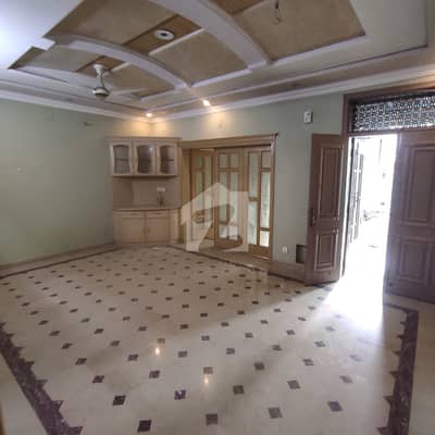 5 Marla Vip Portion Available For Rent