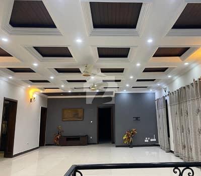 Spacious 1 Kanal Portion For Rent In Prime Location