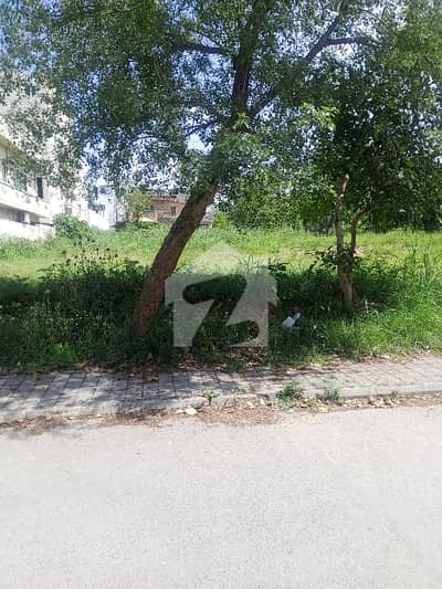 1 Kanal Solid & Level Plot in DHA Phase 2 Sector D Near Park & Mosque