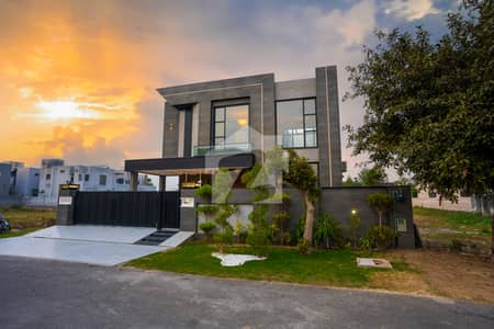 100% Original Kanal Ultra Modern Design Super Luxury Bungalow For Sale
