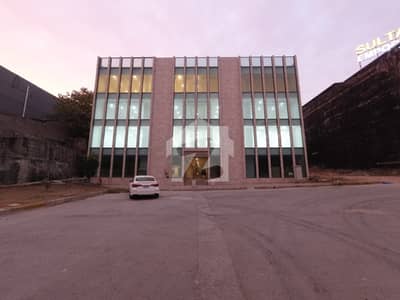 On Excellent Location Bahria Spring North Building Sized 26 Marla For sale