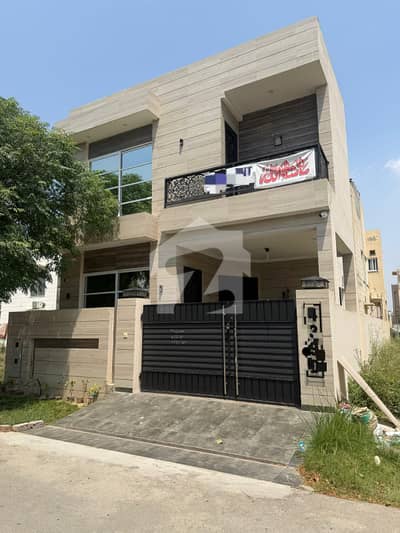 Fully Furnished 5 Marla Adorable Bungalow On Top Location For Sale in DHA Phase 9 Town Lahore