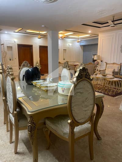 ای ۔ 11 اسلام آباد میں 7 کمروں کا 7 مرلہ مکان 7.0 کروڑ میں برائے فروخت۔