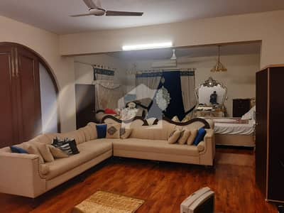 ایف ۔ 10 اسلام آباد میں 5 کمروں کا 1 کنال مکان 25.0 کروڑ میں برائے فروخت۔