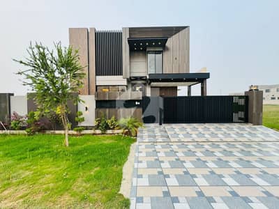 Near To Commercial 10 Marla Out Standing Bungalow For Sale In DHA 4