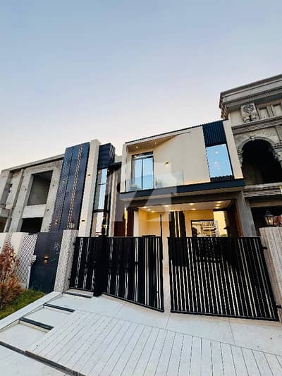 Buch Villas Hamid Block 9 Marla Double Story  With Mumty