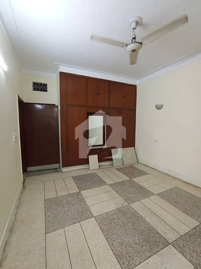 Spacious 10 Marla Upper Portion For Rent In Faisal Town Lahore Ideal For Comfortable Family Living Spacious 10 Marla Upper Portion For Rent In Faisal Town Lahore Ideal For Comfortable Family Living