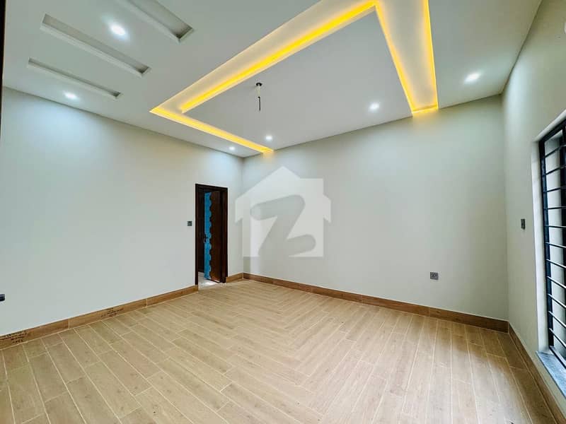 6 MARLA OUTSTANDING HOUSE FOR SALE IN SHALIMAR COLONY 6 MARLA OUTSTANDING HOUSE FOR SALE IN SHALIMAR COLONY