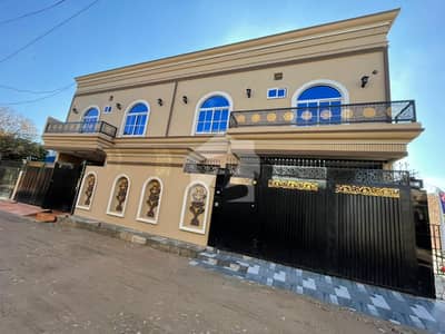 5 Marla Corner And Non Corner House Fpr Sale in Outstanding Location of Main Nasheman colony