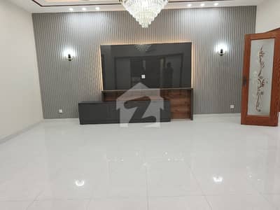 Mumtaz City-Islamabad Near International Airport 5M Full House Available For Rent