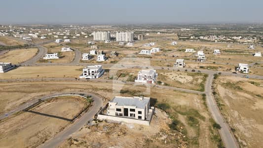 500 Square Yard Plot For Sale On HILLS ROAD, Precinct-17, Bahria Town Karachi Just 3 Mins Drive From Main Gate, Near Jinnah Avenue & Close To Theme Park Ideal For Residence Or Investment Call Now