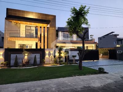 2 Kanal Vip Ultra Modern Facing Park Style Latest Accommodation Modern Luxury Stylish Double Storey House Available For Sale In Valencia Town Lahore By Fast Property Services Real Estate And Builders Lahore With Original Pics
