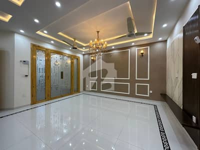 Corner Slightly 5 Marla House Available For Sale In Park View City, Lahore