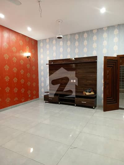 Prime Location 5 Marla House For Sale In Park View City, Lahore