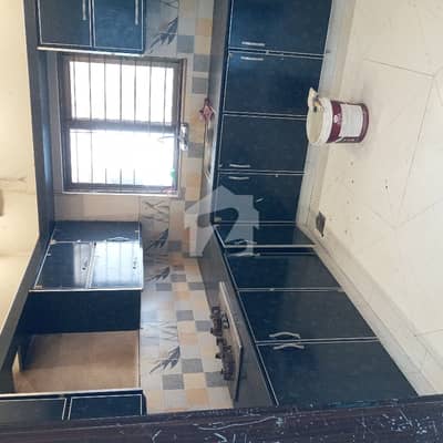 10 Marla Upper Portion For Rent