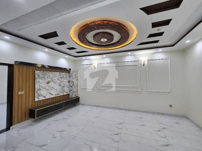 1 Kanal Used House New Type Renovation House Luxury Ultra Modern Style Double Storey Available For Rent Office Or Residence Purpose Also 1 Kanal Used House New Type Renovation House Luxury Ultra Modern Style Double Storey Available For Rent Office Or Residence Purpose Also