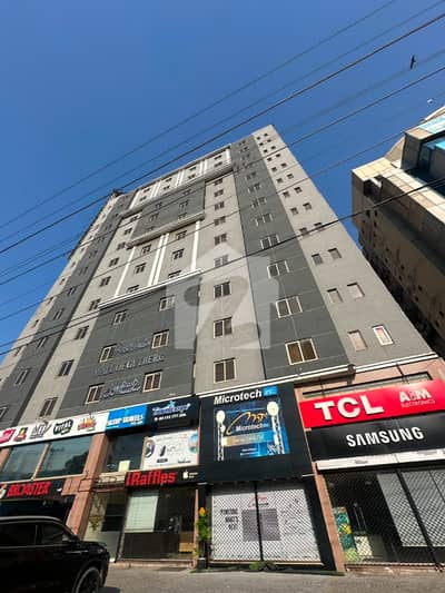مین بلیوارڈ گلبرگ گلبرگ,لاہور میں 1 مرلہ Studio فلیٹ 1.35 کروڑ میں برائے فروخت۔