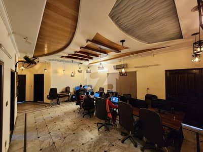 24 Marla Lower Portion 40 Persons Setting Fully Furnished Office Available In Wapdatown Main Bulivered Lahore