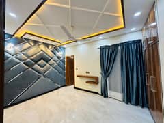 Prime Location 5 Marla House For Sale In Park View City, Lahore