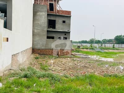 Prime Location 10 Marla Residential Plot For Sale In Park View City - Tulip Extension Block Prime Location 10 Marla Residential Plot For Sale In Park View City - Tulip Extension Block