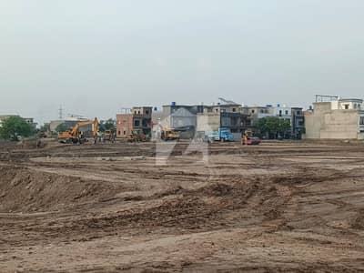 Investment Opportunity 5 Marla Plot for Sale in Park View City