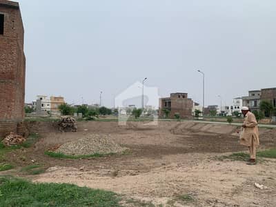Fair-Priced Prime Location 5 Marla Residential Plot Available In Park View City - Tulip Block