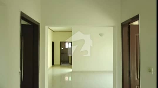 1-KANAL FULLY TILED HOUSE WITH 5-BEDROOMS AVAILABLE FOR RENT WITH LOWEST RENT