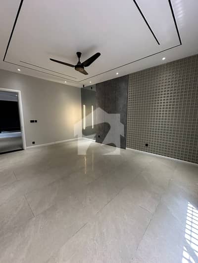 Corner 10 Marla Luxurious House For Sale In Tulip Overseas Block Park View City, Lahore | Demand: 6 Crore Corner 10 Marla Luxurious House For Sale In Tulip Overseas Block Park View City, Lahore | Demand: 6 Crore