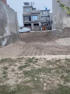Prime Location 5 Marla Residential Plot In Stunning Park View City Is Available For sale