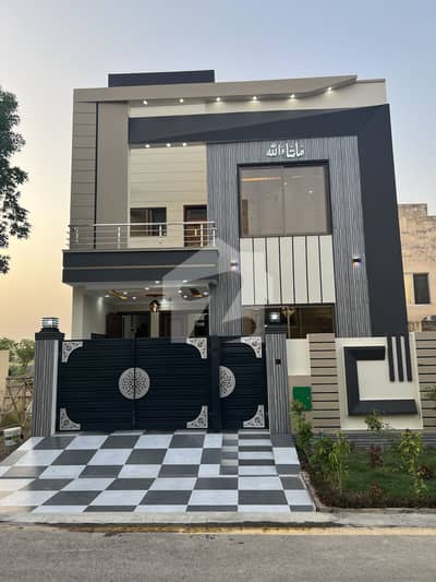 Bahria Nasheman 5 Marla Brand New Luxury Owner Build House Available For Sale Very Reasonable Price Bahria Nasheman 5 Marla Brand New Luxury Owner Build House Available For Sale Very Reasonable Price