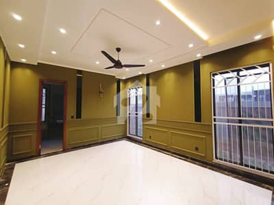 1 KANAL BRAND NEW HOUSE FOR SALE IN PUNJAB COPE HOUSING SOCIETY IN A VERY HOT LOCATION IN LAHORE