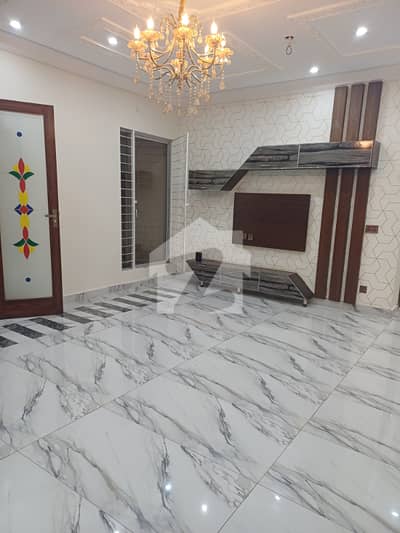 5 Marla Brand New Luxury Spanish Upper Portion Available For Rent Near Ucp University Or University Of Lahore Or Shaukat Khanum Hospital Or Abdul Sattar Eidi Road M2