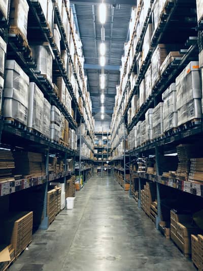 8-Kanal WareHouse Available For Rent