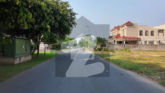 **Premium Corner Plot | 1 Kanal Corner Plot for Sale in DHA Phase 7 | Direct Owner Deal **Premium Corner Plot | 1 Kanal Corner Plot for Sale in DHA Phase 7 | Direct Owner Deal