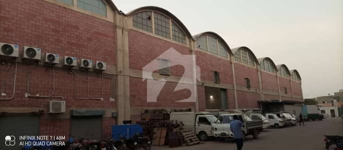 کورنگی انڈسٹریل ایریا کورنگی,کراچی میں 8 کنال گودام 15.5 لاکھ میں کرایہ پر دستیاب ہے۔ کورنگی انڈسٹریل ایریا کورنگی,کراچی میں 8 کنال گودام 15.5 لاکھ میں کرایہ پر دستیاب ہے۔