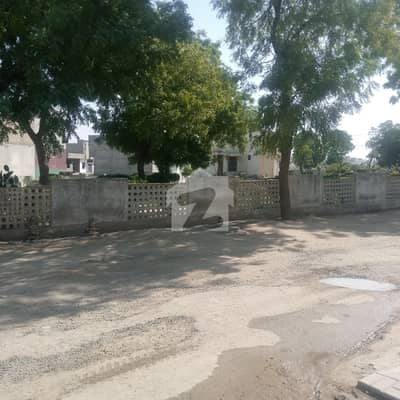 Residential Plot Available In Saadi Garden Block 3 For Sale