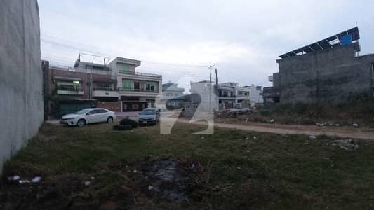 8 Marla Level Corner Plot in I-14/3 Islamabad
