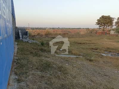 4 Kanal Plot For Sale