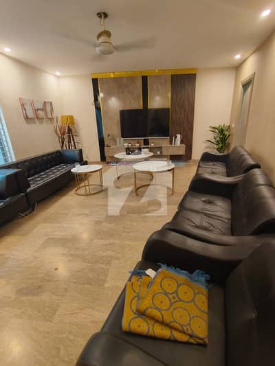 1 Kanal House Ideally Situated In Gulberg 3